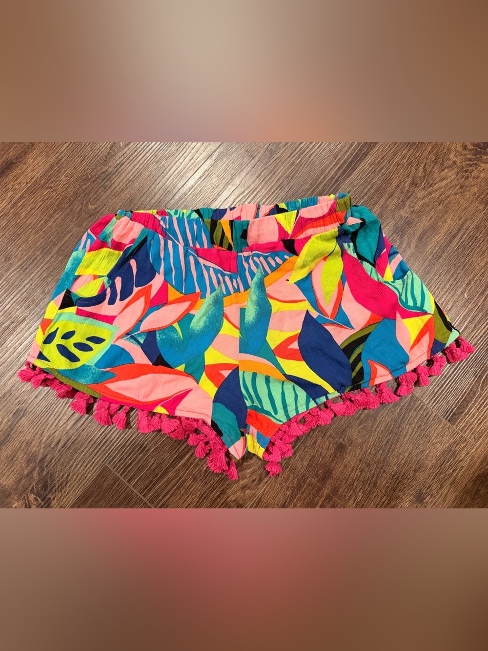 Trina Turk Shorts Small Multicolor Tropical Leaf Pom Pom Trim High Rise Rayon